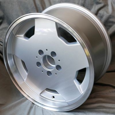 Maxilite Aero style wheels 9x17 silver/diamond cut