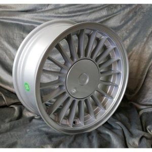 Maxilite Alpina style wheels 8x16 silver/black centre