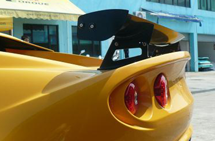 Lotus Elise/Exige S2 Carbon Rear Wing Kit (Curved) - Image 12