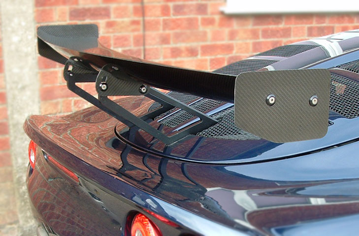 Lotus Elise/Exige S2 Carbon Rear Wing Kit (Curved) - Image 5